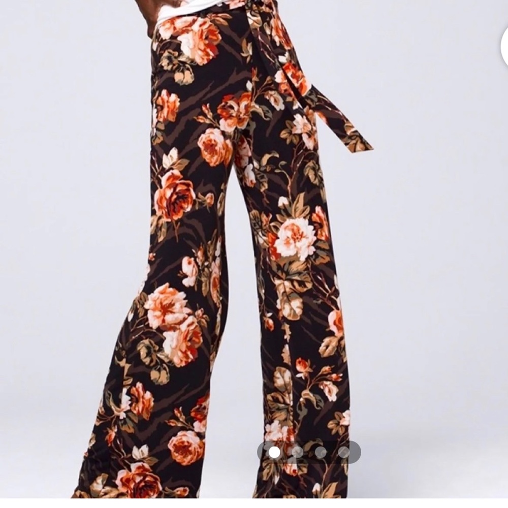 Wide leg pants